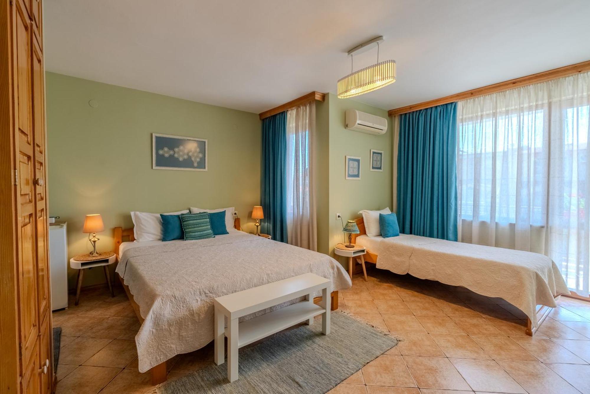 Kalina Guest Rooms Sozopol Exteriör bild