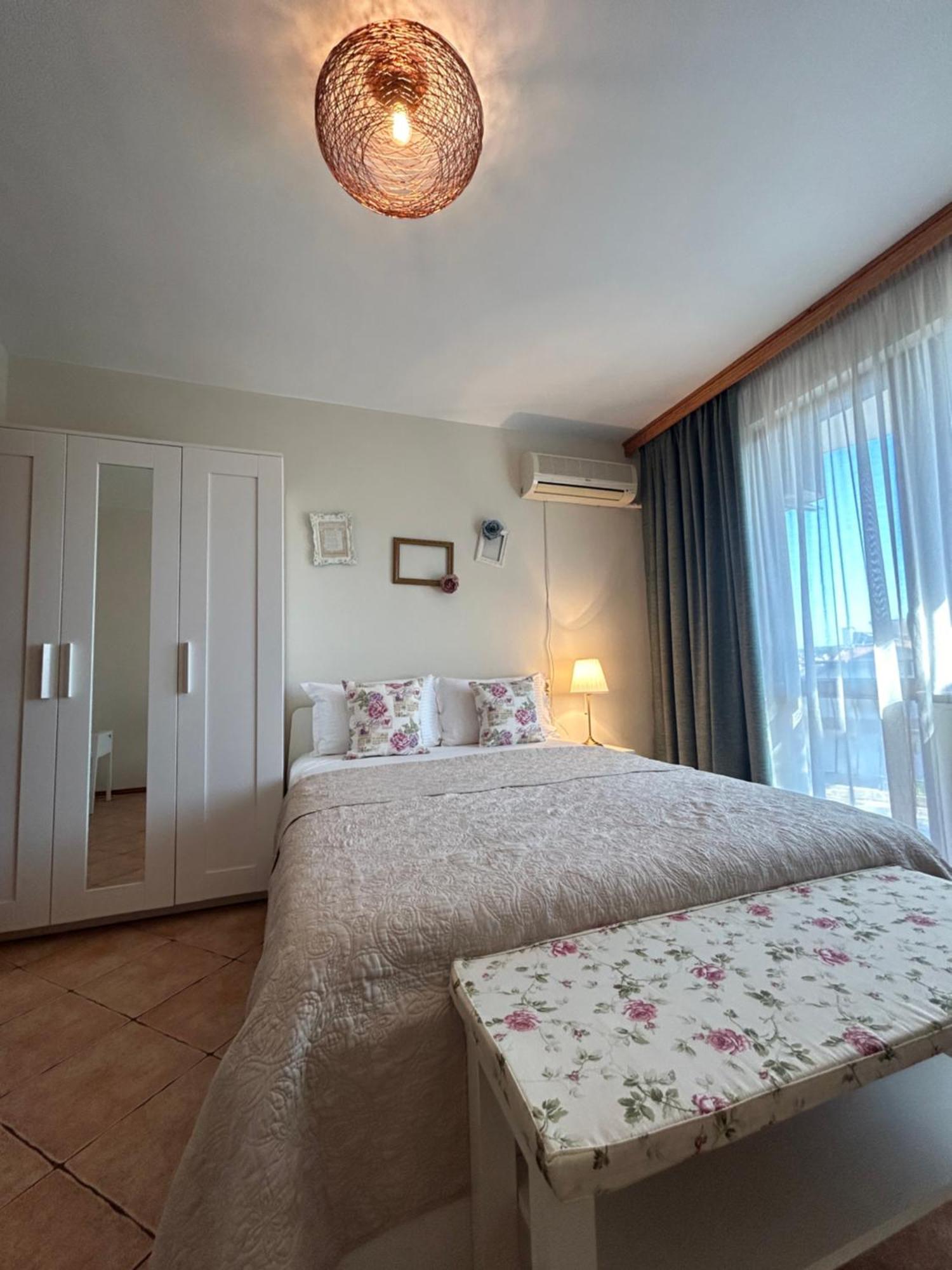 Kalina Guest Rooms Sozopol Exteriör bild