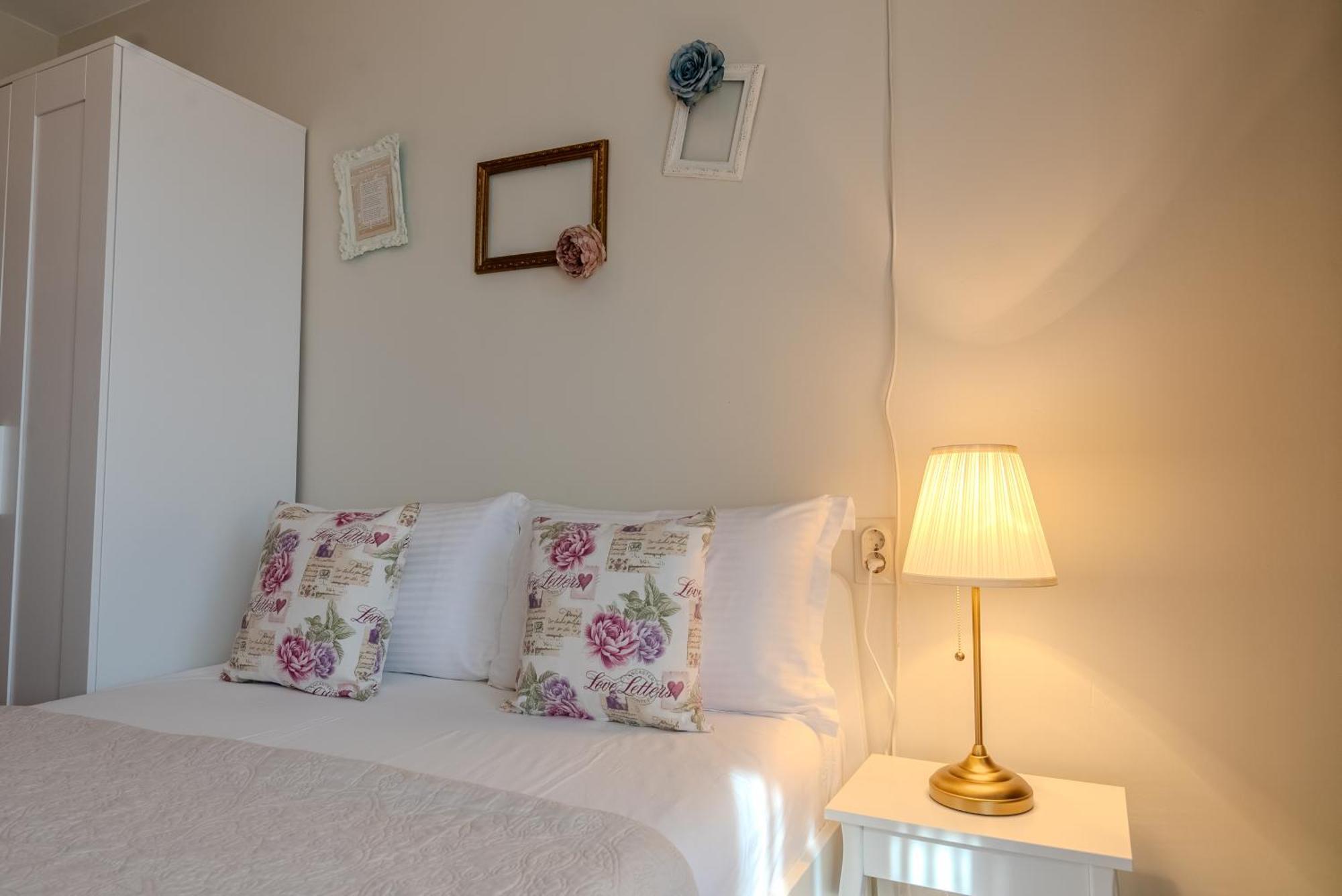 Kalina Guest Rooms Sozopol Exteriör bild